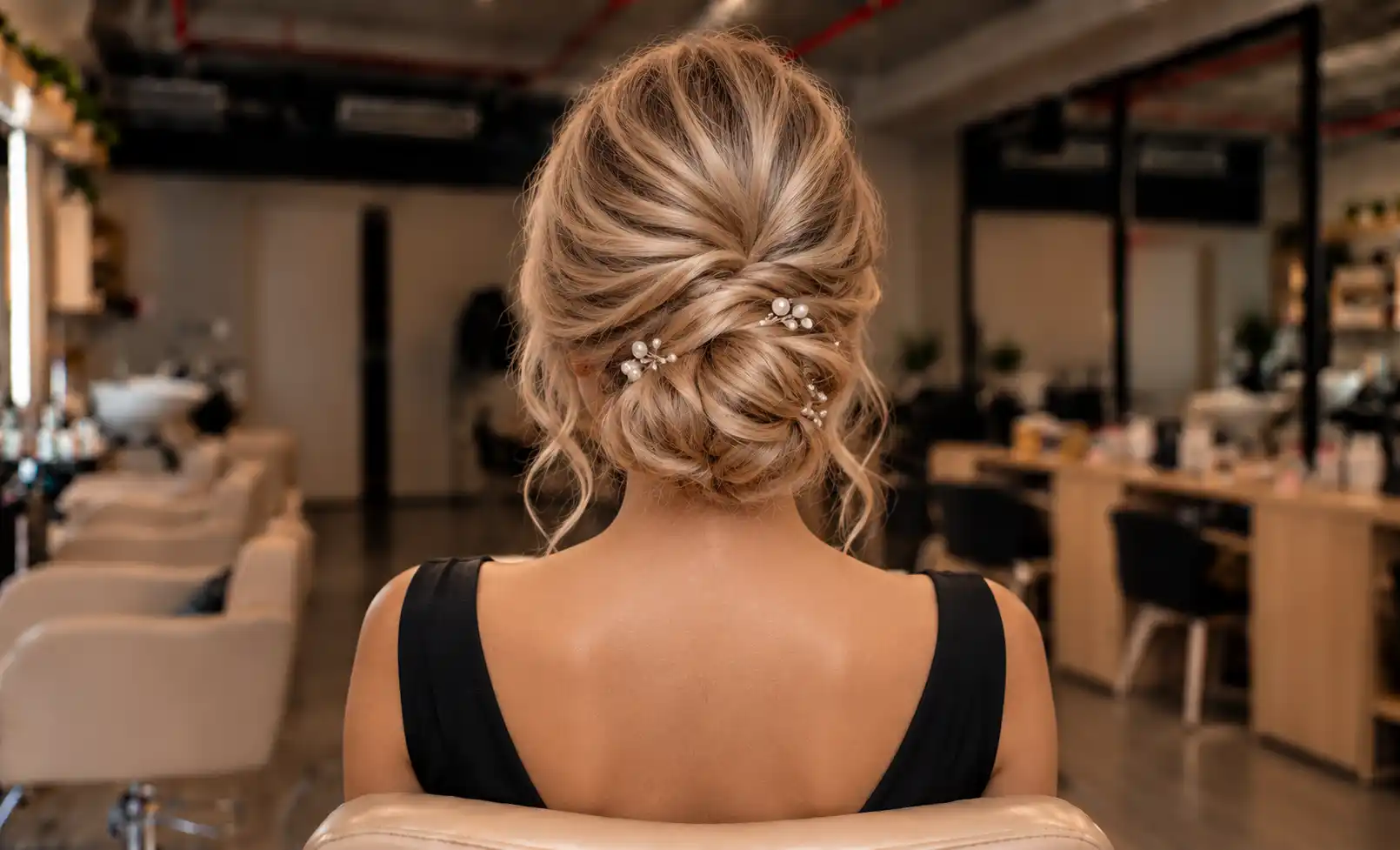 Peinados de Fiesta — Servicio Intriago Hair Studio